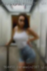 Carameln2387 swinger senior Manti